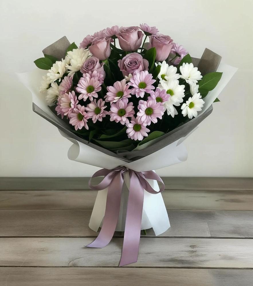 Букет цветов из: Хризантемы и Розы в Южном Краснодарского края