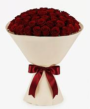 Букет 101 Бордовая роза Блэк Бакарра в Южном Краснодарского края
