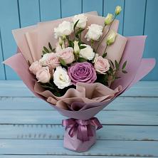 Букет цветов из:  Розы и Лизиантусы в Южном Краснодарского края
