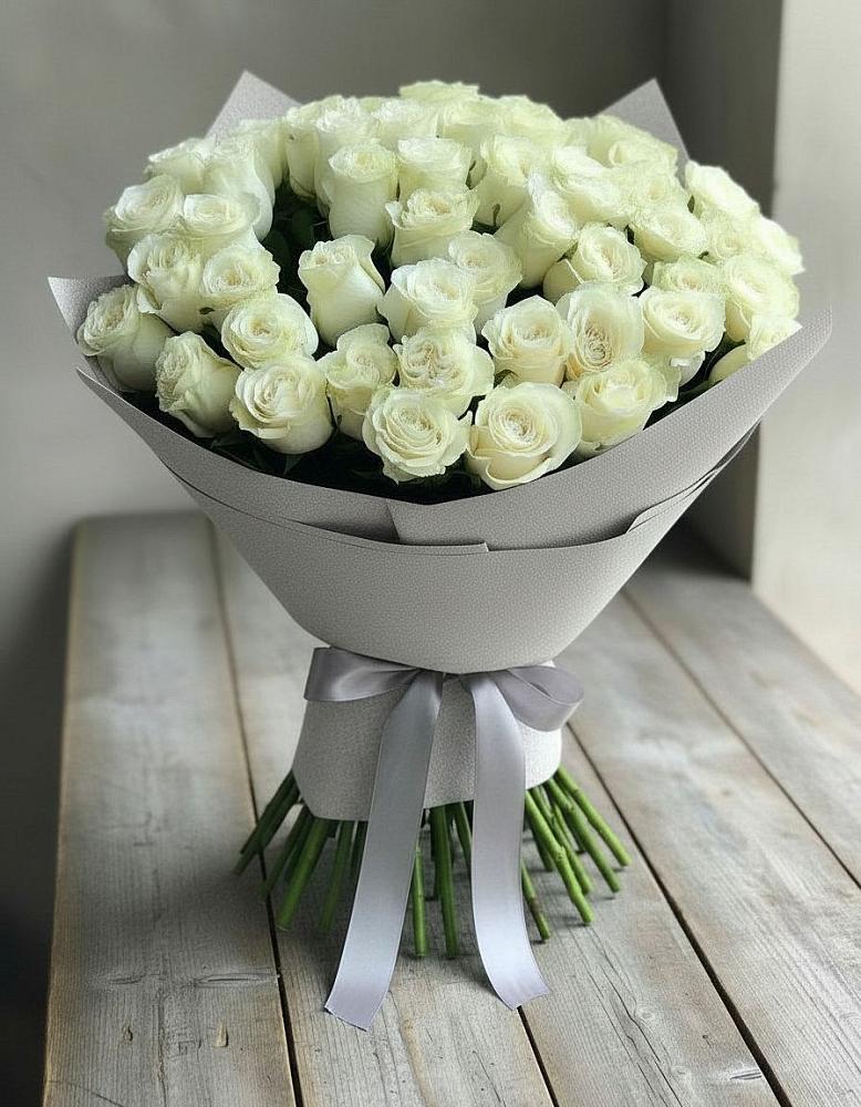 Букет 35 Белых роз в Южном Краснодарского края