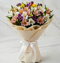Букет цветов из:  Альстромерии в Южном Краснодарского края