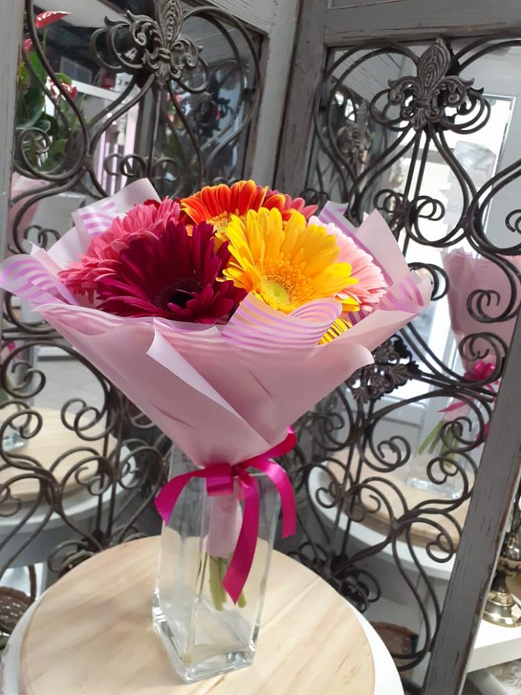 Букет цветов из: Герберы в Южном Краснодарского края