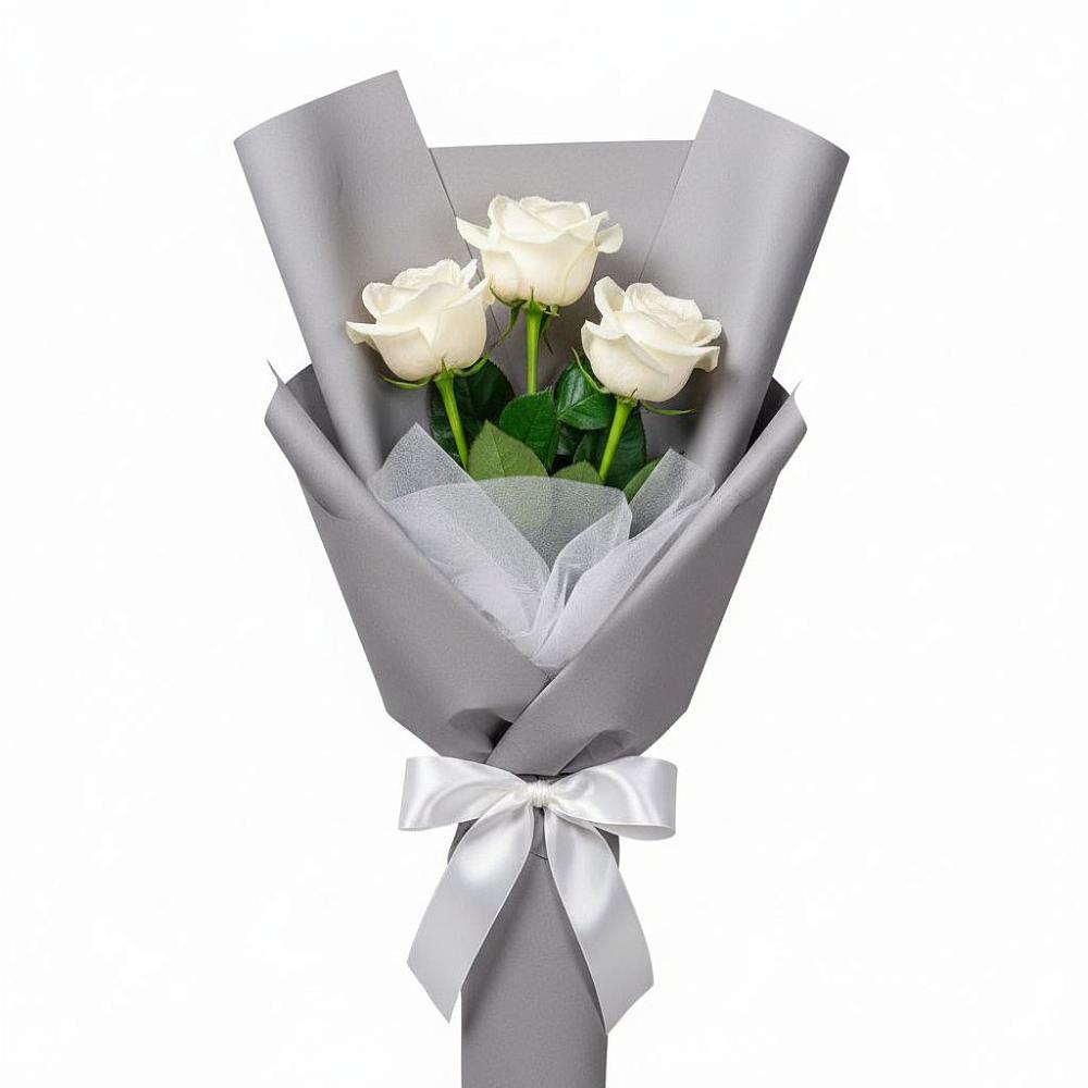 Букет 3 белые розы в Южном Краснодарского края
