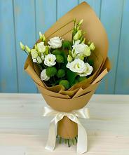 Букет цветов из:  Хризантемы и Лизиантусы #REPLACE_PRED# Южном Краснодарского края