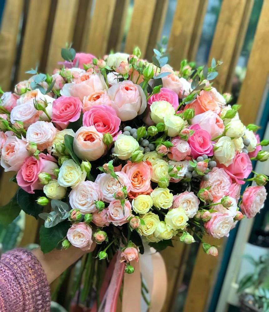 Букет цветов из: Розы в Южном Краснодарского края