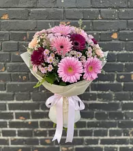 Букет цветов из:  Герберы и Хризантемы в Южном Краснодарского края