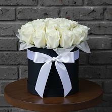 Цветочная композиция из Розы в шляпной коробке в Южном Краснодарского края